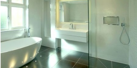 Rifacimento bagno moderno